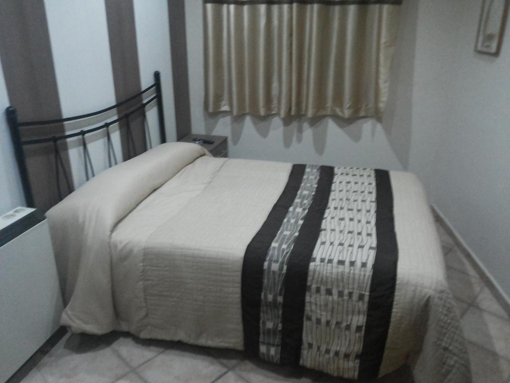 Hostal El Duende Blanco Serra Nevada Quarto foto